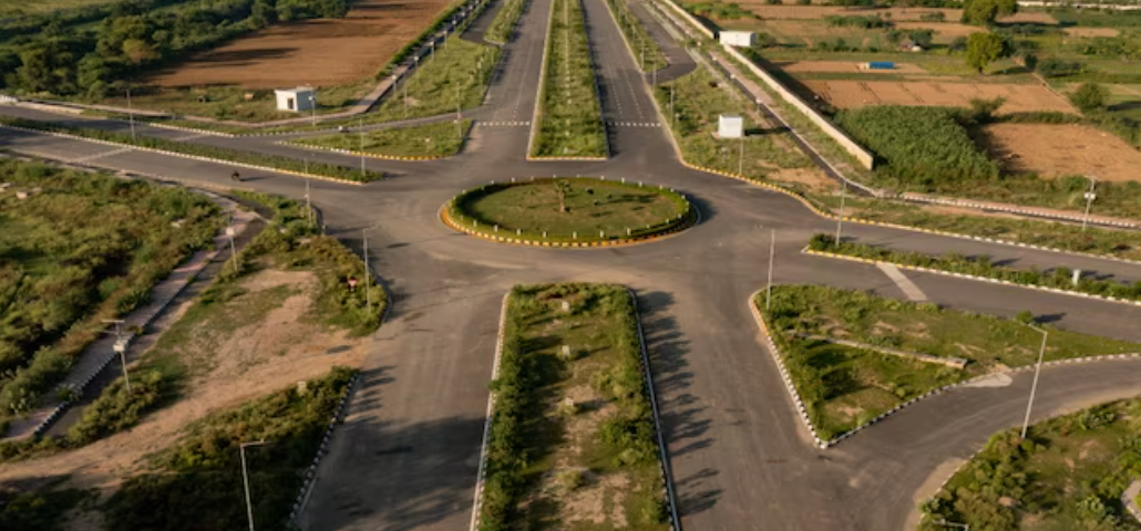 Noida_Greater_Noida_Property