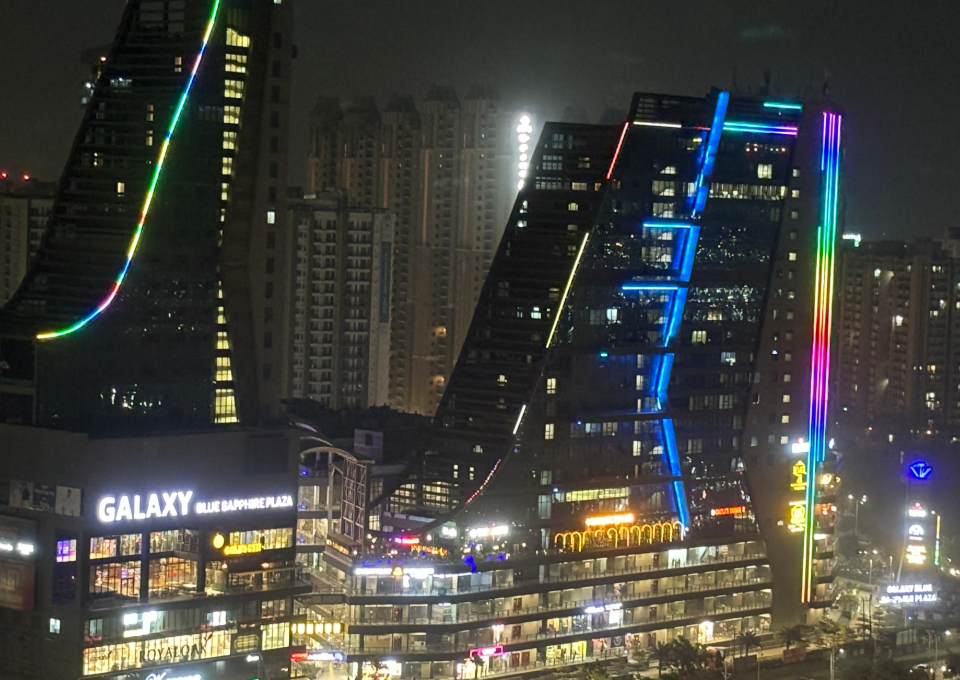 Galaxy_Blue_sapphire_Noida