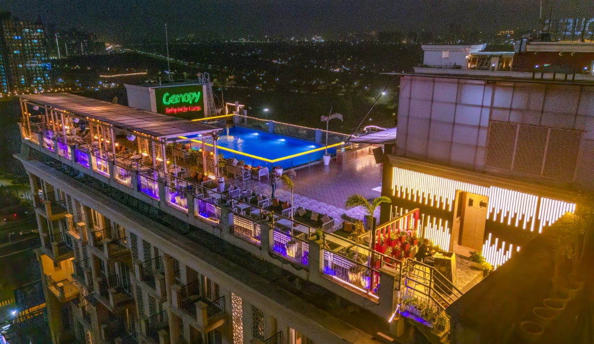 Galaxy-Diamond-Plaza-Club-And-Bar