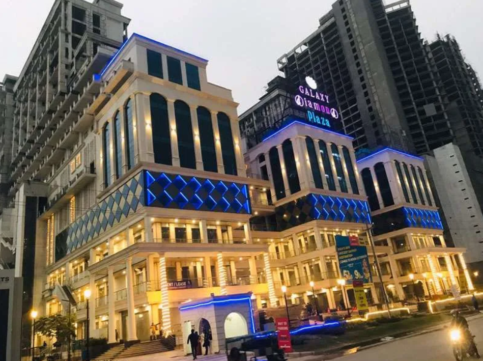 Galaxy-Diamond-Plaza